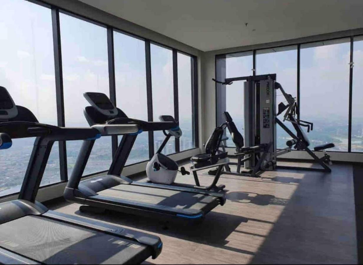 Sky Pool 4 Star Hotel Grade Stay In I-City シャー・アラム エクステリア 写真