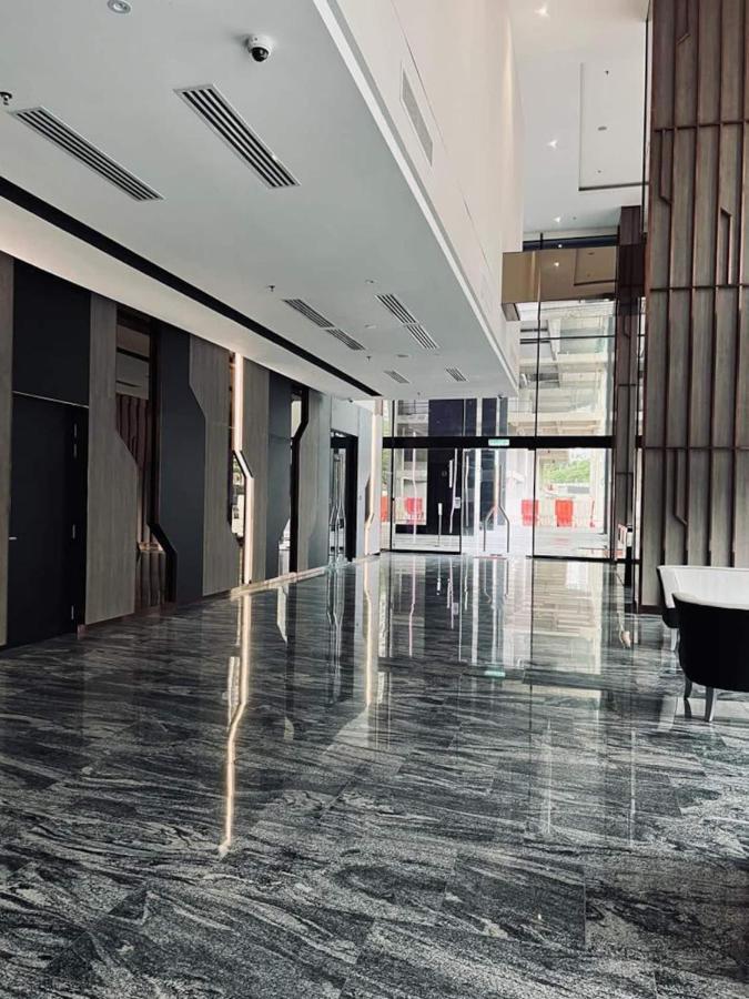 Sky Pool 4 Star Hotel Grade Stay In I-City シャー・アラム エクステリア 写真